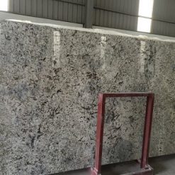 thang-may-alaska-white-granite