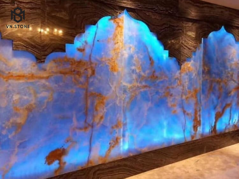 Tranh Đá Blue Onyx – Tinh Hoa Nghệ Thuật Đá Tự Nhiên Sang Trọng 12 - Tổng Kho Đá Đặc điểm nổi bật của tranh đá Blue Onyx