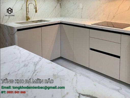 đá ốp bếp marble Calacatta