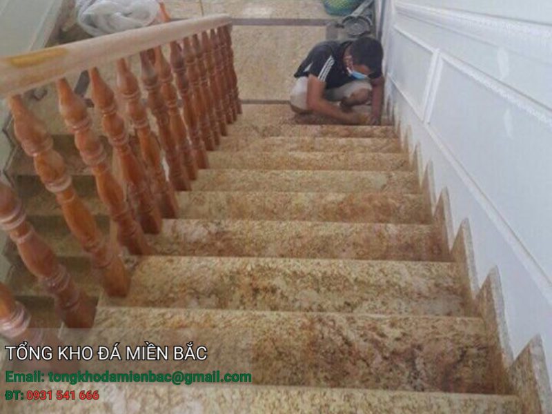 ​Đá cầu thang chống trơn trượt cho gia đình có trẻ nhỏ​ 