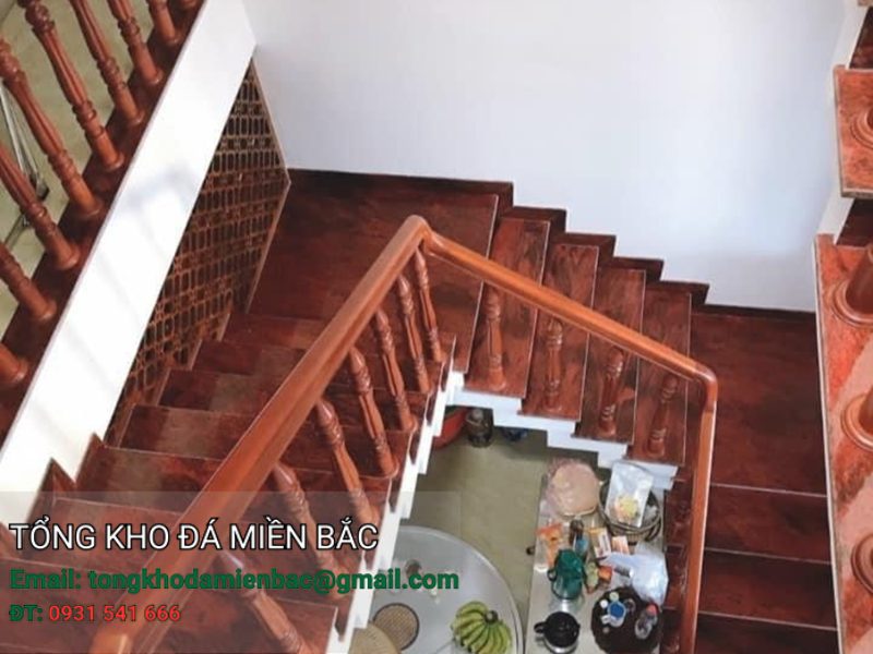 Đá cầu thang hợp phong thủy theo tuổi gia chủ 