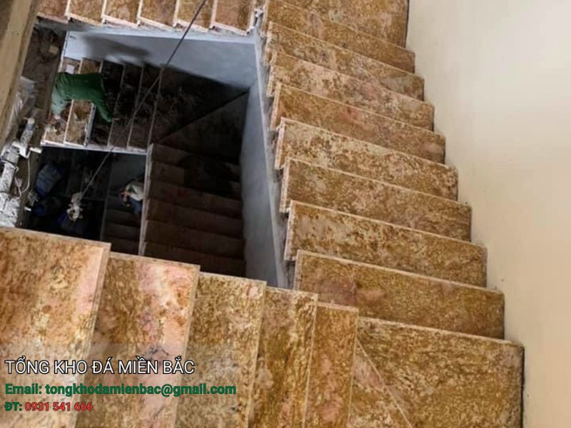 Đá cầu thang phong thủy hợp mệnh gia chủ​ 