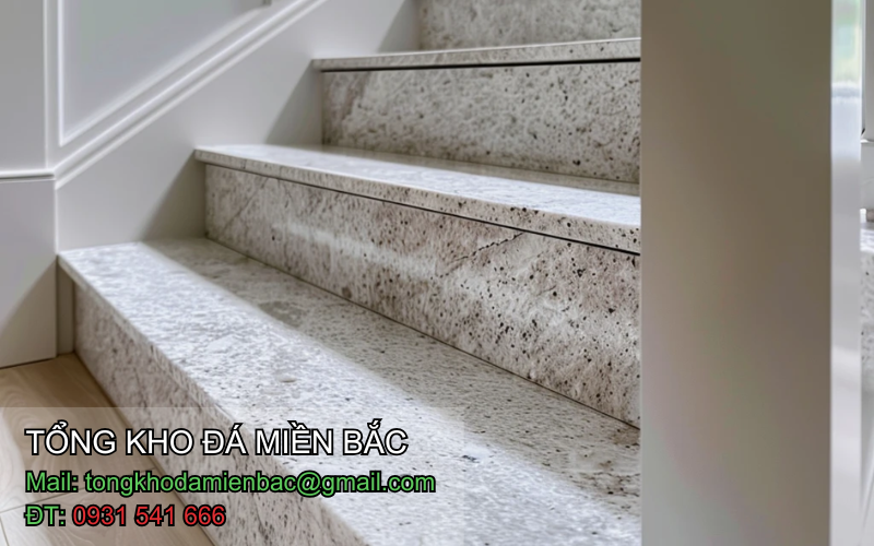 Đá granite ốp cầu thang bao nhiêu tiền 1 mét? Giá mới 2025