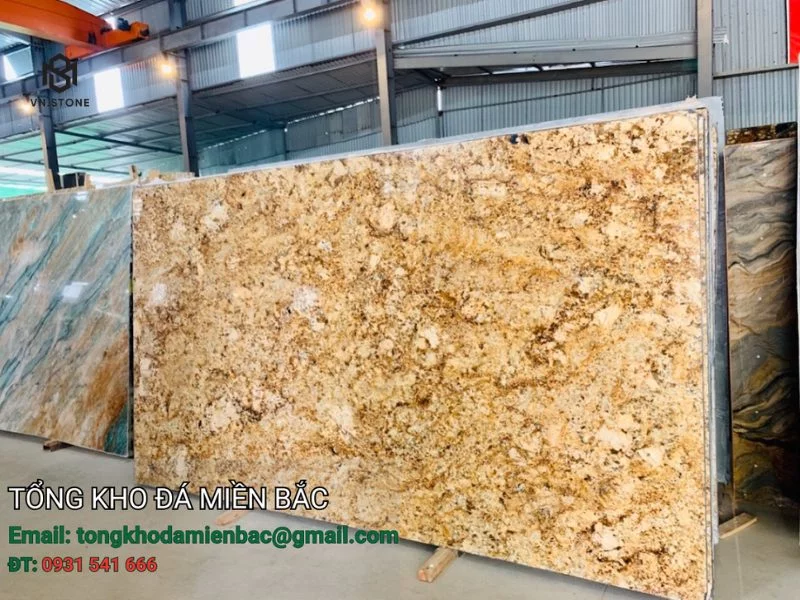 10 mẫu cầu thang đá Granite sang trọng, bền đẹp nhất 2025