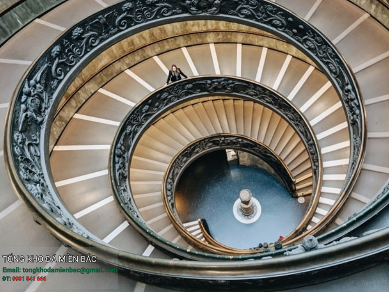 Tổng hợp 50+ mẫu cầu thang hình xoắn ốc đẹp, xu hướng 2025 4 - Tổng Kho Đá Tổng hợp 50+ mẫu cầu thang hình xoắn ốc đẹp, xu hướng 2025