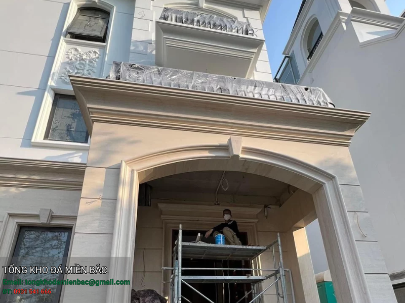 Báo giá đá ốp mặt tiền theo m2 mới nhất 2025