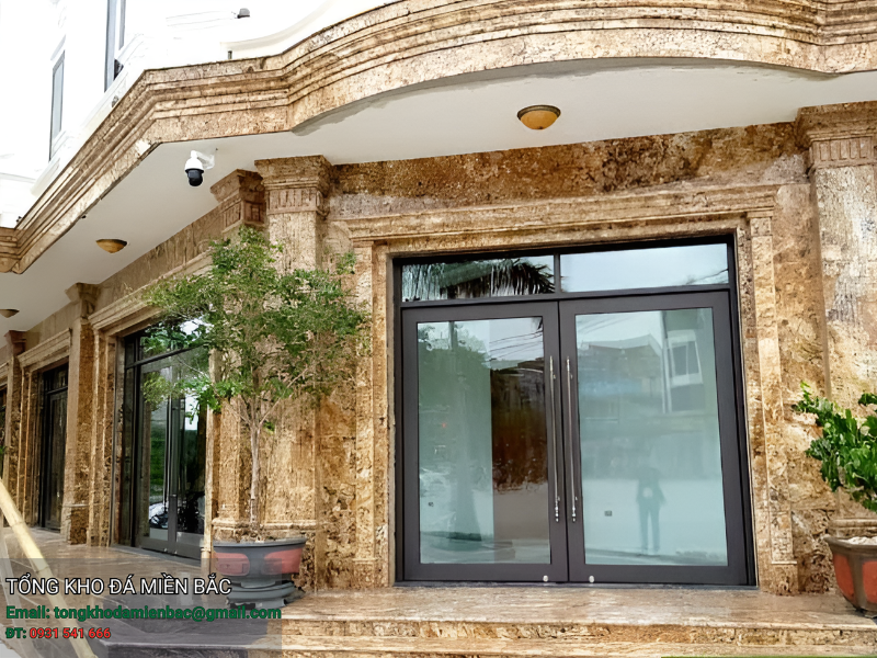 nên dùng đá hay gạch ốp mặt tiền