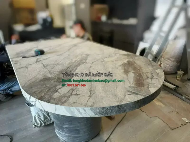 Đá cầu thang giá bao nhiêu? Những yếu tố ảnh hưởng đến chi phí bạn nên biết 1 - Tổng Kho Đá đá cầu thang giá bao nhiêu