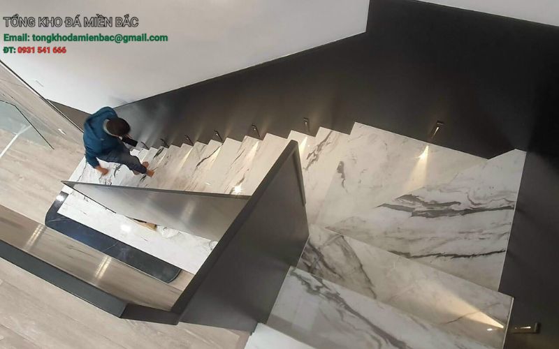 mẫu đá cầu thang đẹp 2026