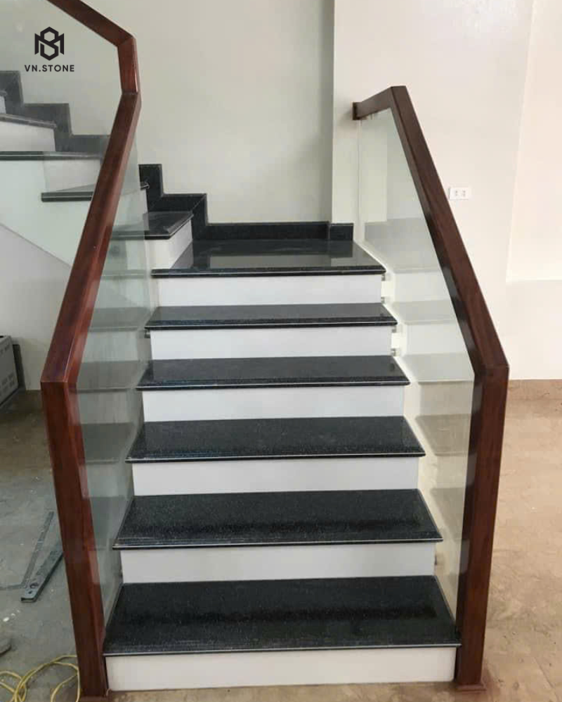 Đá cầu thang bị nứt cách khắc phục đúng kỹ thuật, hạn chế nứt lại